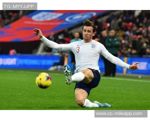 斯特拉斯堡球员身价波动分析:帕尼切利等十人上涨奇尔维尔等十人下滑 斯特拉斯堡球员身价波动分析:帕尼切利等十人上涨奇尔维尔等十人下滑